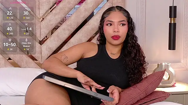 Scarlett-Banner online show from June 20, 2:20 pm