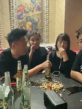 xiaotiantian-10 online show from March 6, 2:56 pm