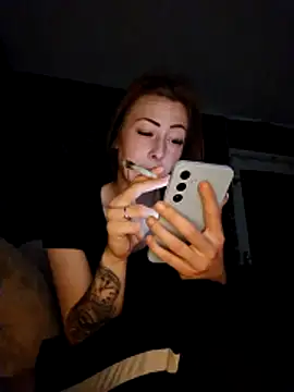 dewimp1 online show from March 15, 8:55 pm