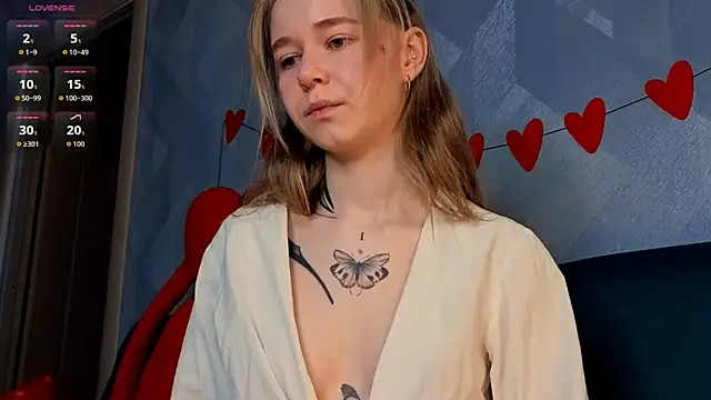 Austeja Ona online show from May 15, 6:32 pm