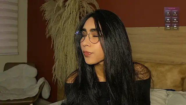 scarlett25   online show from May 22, 1:20 pm