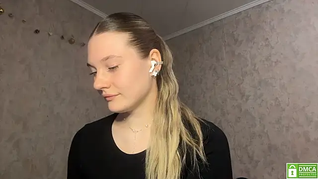 Jolievic online show from February 1, 5:12 pm