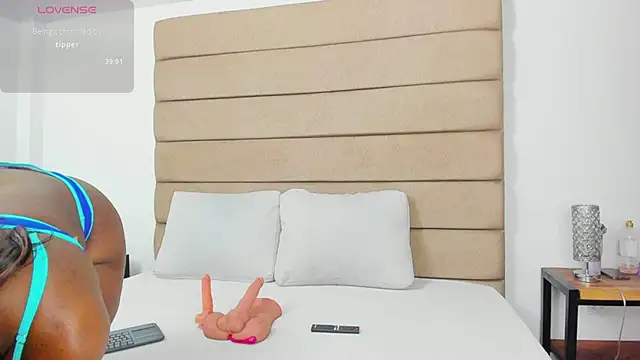 ely brown  online show from March 9, 3:42 am