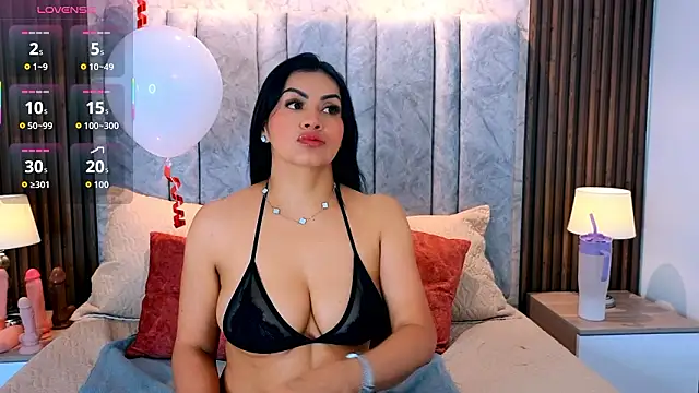 naomy smithxx online show from February 17, 11:09 am