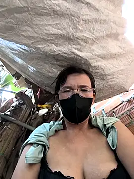 Pussy-xx online show from May 5, 7:33 am