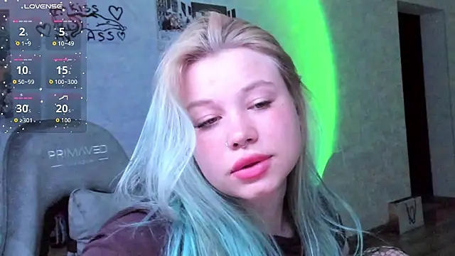 Lulu Di online show from June 27, 8:48 pm