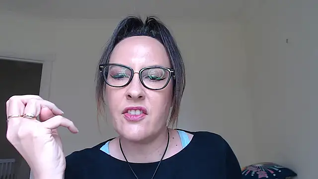 PsychicDominatrix online show from May 29, 1:31 pm