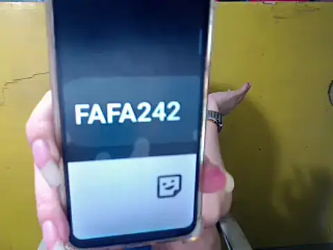 JuicyFoxCock online show from May 15, 5:59 pm