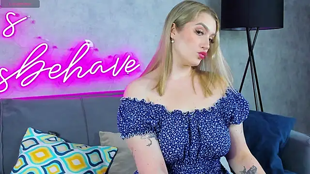 Viickie Nelsson online show from April 9, 9:59 am