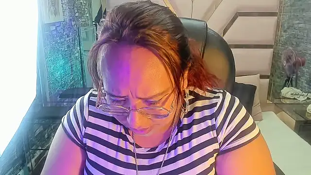 Shara Oz online show from March 2, 8:21 am