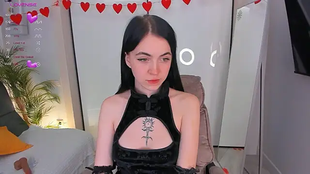 reze daisies online show from February 15, 7:35 pm