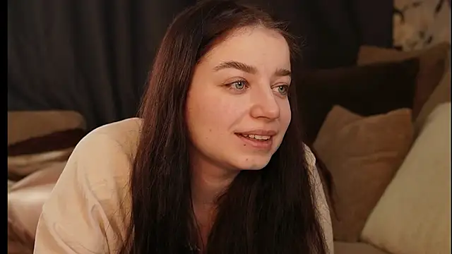 just dakota  online show from February 24, 9:19 am