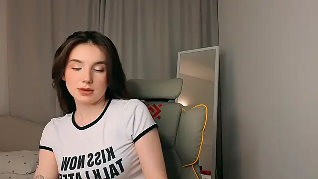 ssandralovin online show from May 23, 8:51 pm