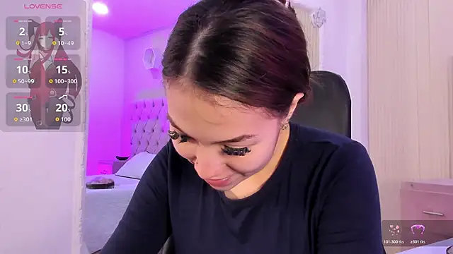 lizzyrossie online show from July 1, 10:31 pm