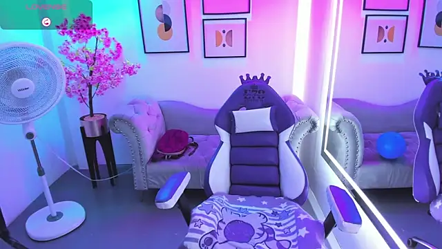 Victoria  doll online show from May 11, 12:29 pm