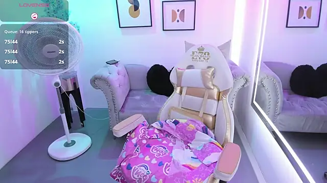 Victoria  doll online show from February 28, 1:10 pm