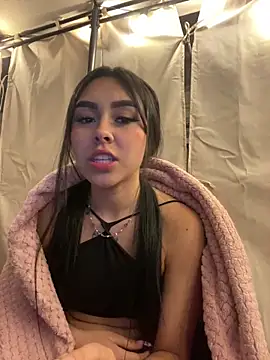 scarlett pinkk1 online show from March 14, 4:13 am