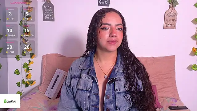 emiily curly online show from May 25, 11:09 am