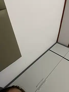 Puka2001 online show from March 25, 5:22 am