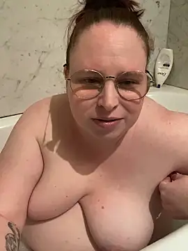 Sarahtjeuh  online show from April 21, 7:43 pm