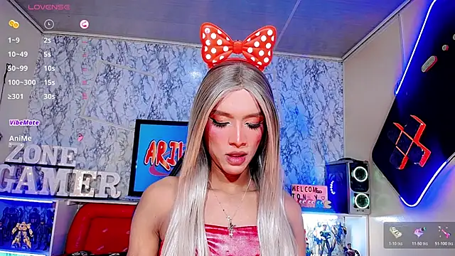 Samantha Ortega  online show from May 14, 10:10 am