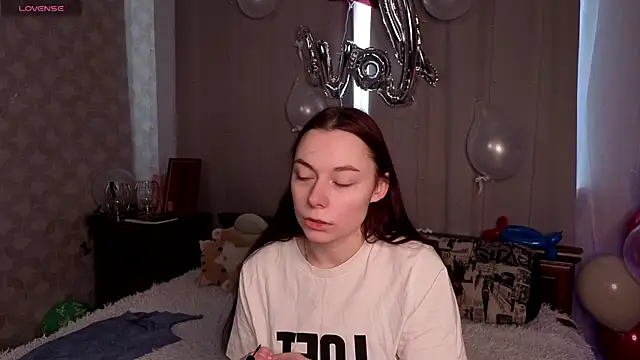 BuenaSchmaling online show from February 15, 9:08 am