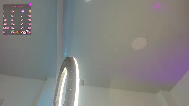 Isabella Moon9 online show from May 26, 11:42 am