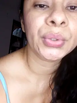 luna pinky online show from March 26, 6:31 pm