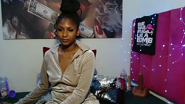 Moreish-06 online show from March 28, 8:36 am