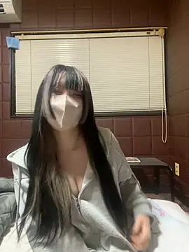 uni nvqnl2 online show from March 3, 4:13 pm