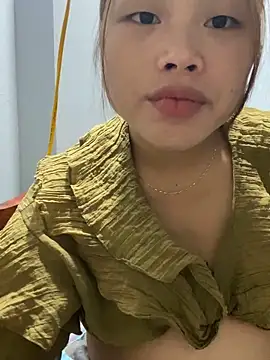 Emxinhka1 online show from April 5, 2:38 pm