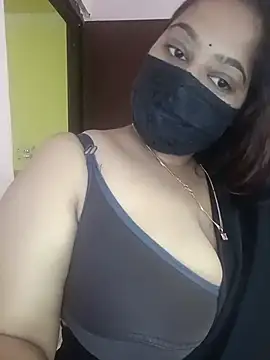 Aliya Hott online show from May 24, 6:56 am