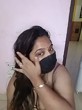 Aliya Hott online show from May 25, 7:29 am