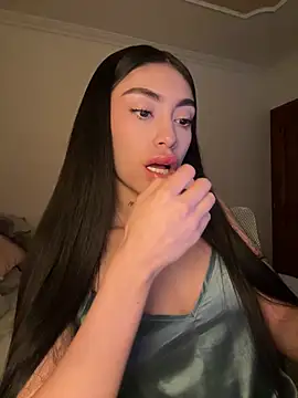 Bonny Eva online show from May 22, 1:14 am