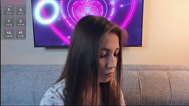 CarlaSpiva online show from April 9, 9:04 am