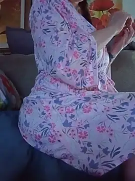 juicyjuggs13 online show from July 23, 11:51 am
