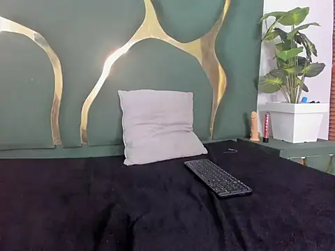 Kiaraasm online show from March 25, 9:39 pm