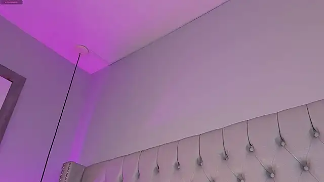 roxy zen online show from March 8, 2:04 am