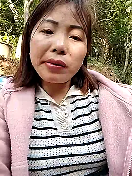 Ella-aa online show from February 16, 8:36 am