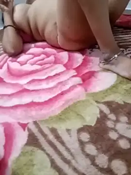 Sexyqueen102  online show from April 13, 4:52 pm