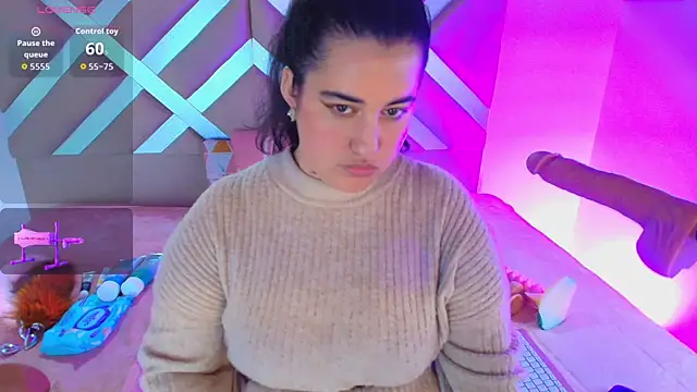 dani vemom online show from May 21, 7:45 pm
