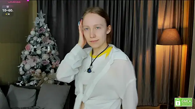 Cutie Ellis online show from March 28, 12:48 pm
