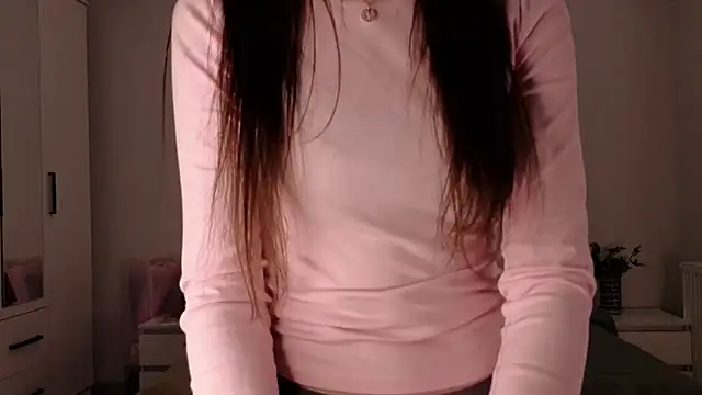 realmissa online show from March 11, 3:14 pm