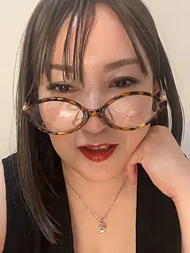 Mitsuco surflady online show from May 24, 3:11 pm