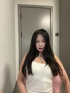 liubaobao666 online show from May 8, 3:04 pm