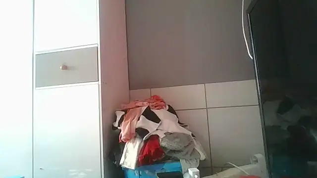 PrettyLisa26 online show from May 11, 1:02 pm