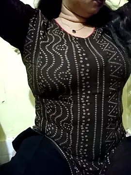 PARI51 online show from February 22, 8:54 pm