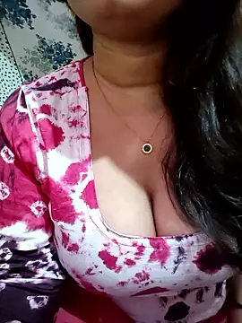 PARI51 online show from February 26, 9:25 pm