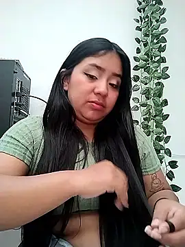 Noa Baker online show from May 24, 12:37 pm
