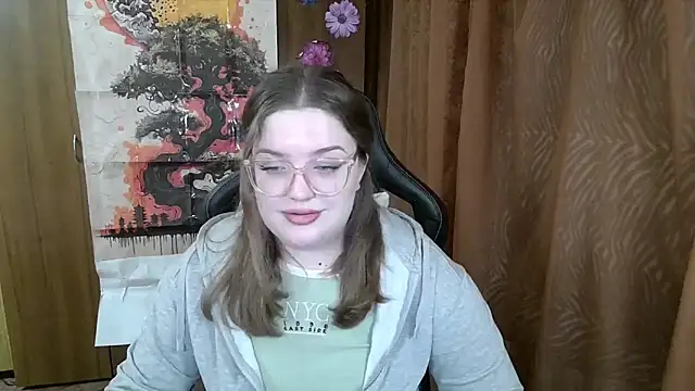 Teasing Dora online show from April 7, 11:18 pm